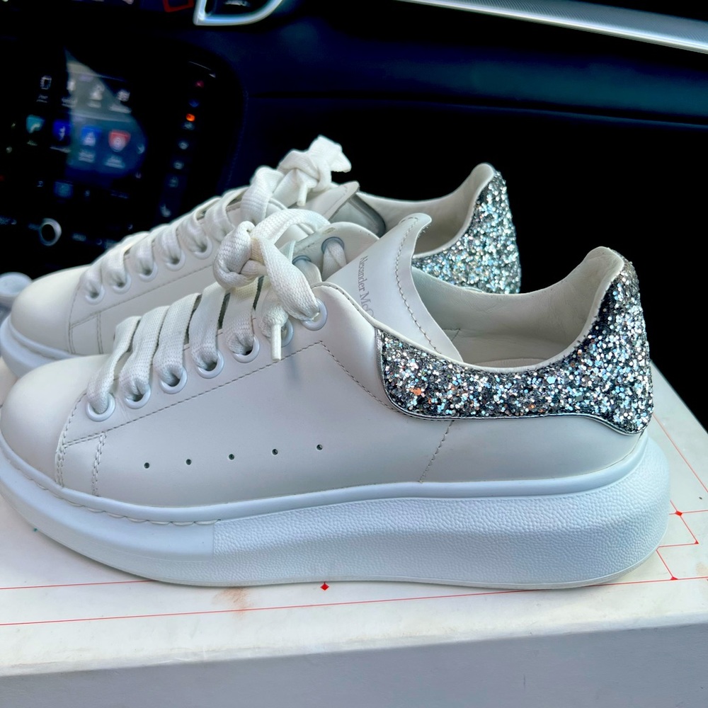 ALEXANDER MCQUEEN size 38 in women